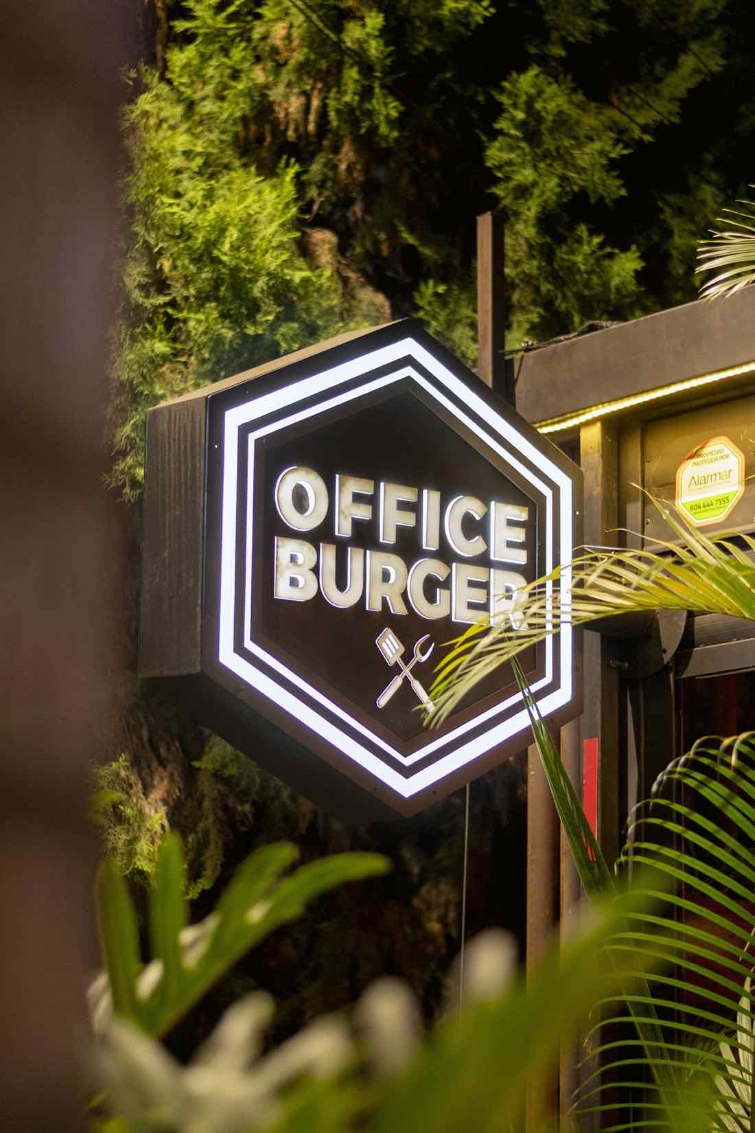 Office Burger Laureles — foto 6